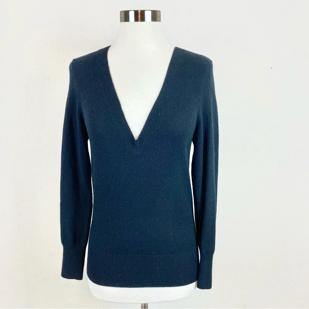 Banana Republic Cashmere V-Neck Black Sweater